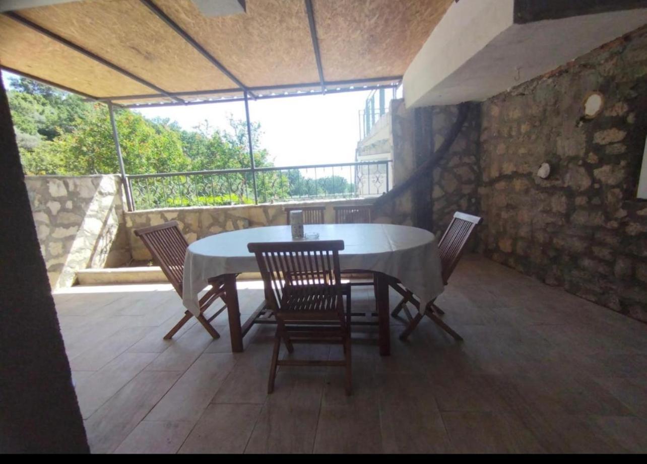 Apartments Djedovic 2 Petrovac Exterior foto