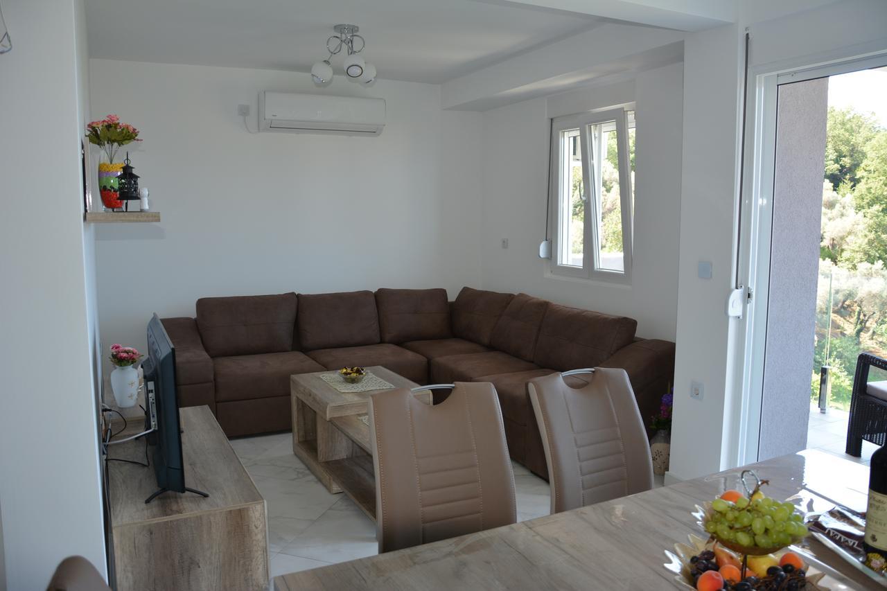 Apartments Djedovic 2 Petrovac Exterior foto