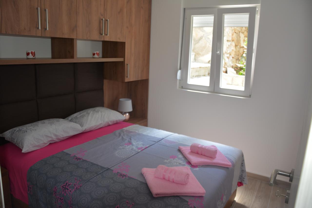 Apartments Djedovic 2 Petrovac Exterior foto