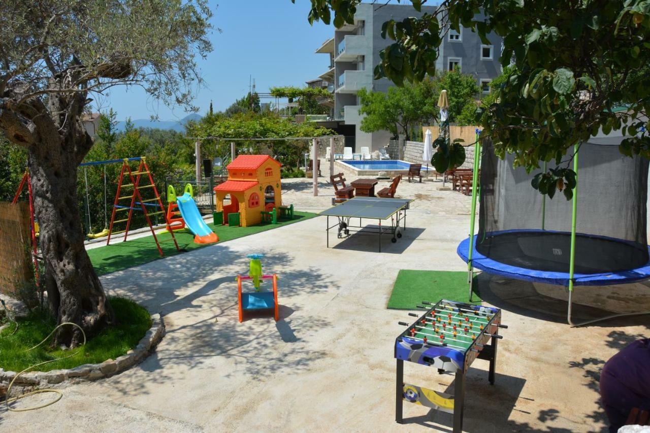 Apartments Djedovic 2 Petrovac Exterior foto