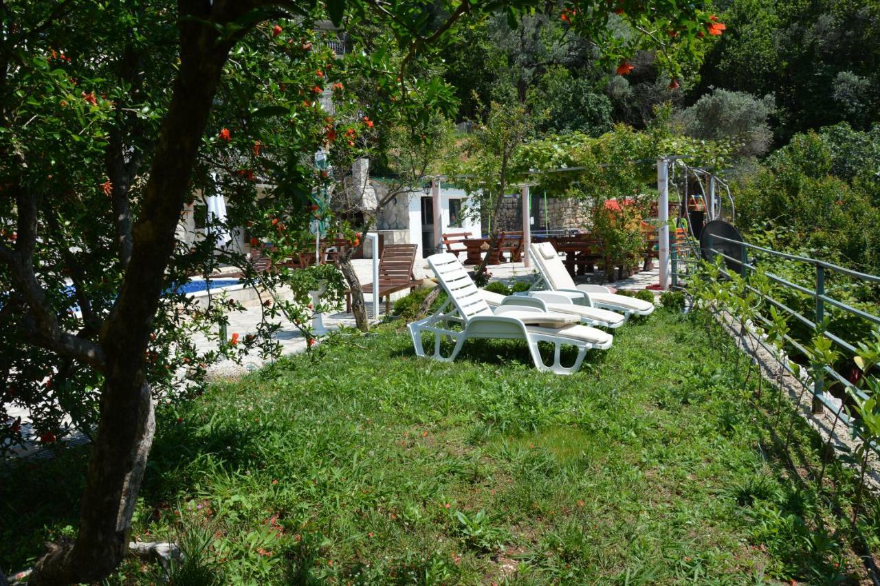 Apartments Djedovic 2 Petrovac Exterior foto